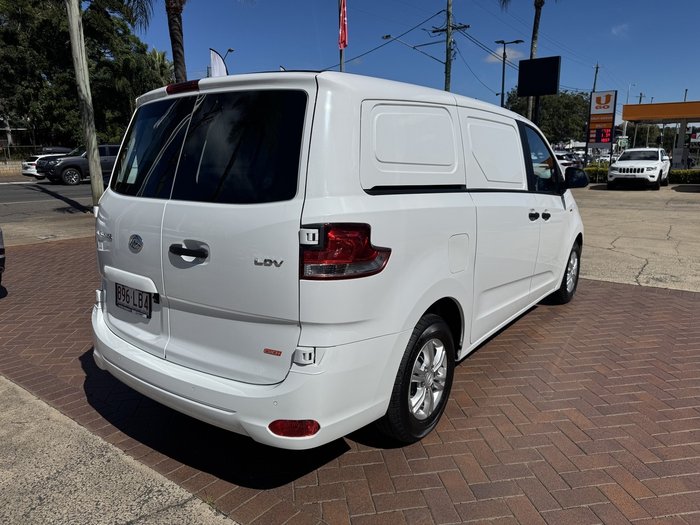 2023 LDV G10 +