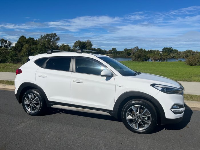2017 HYUNDAI