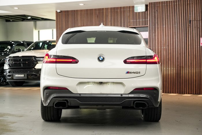 2019 BMW X4 M40i