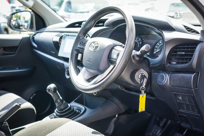 2015 Toyota HILUX Workmate