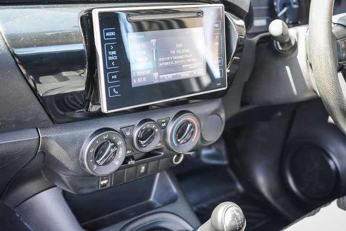 2015 Toyota HILUX Workmate