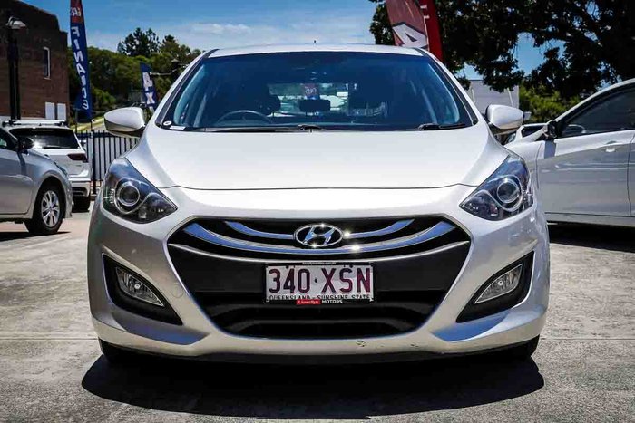 2015 HYUNDAI i30 PREMIUM 1.8 L.E.