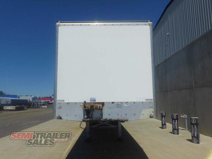 2014 Genuine 20 Pallet Bogie Pantech with Tailgate Loader