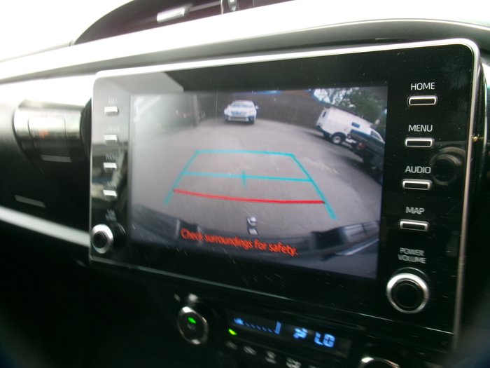 2020 Toyota Hilux 4x4 SR5