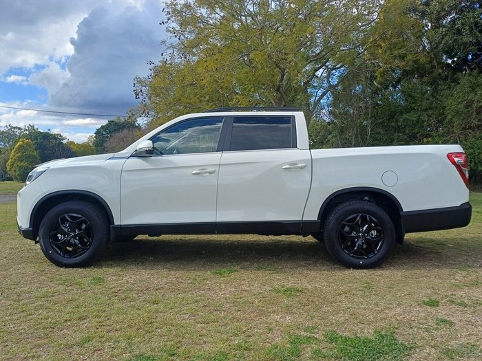 2025 KGM MUSSO XLV ADVANCE