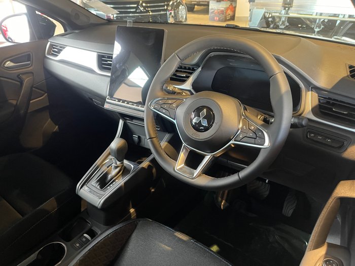 2025 MITSUBISHI ASX LS