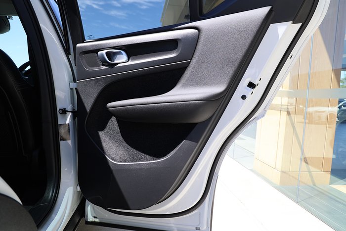 2021 Volvo XC40 T4 Inscription