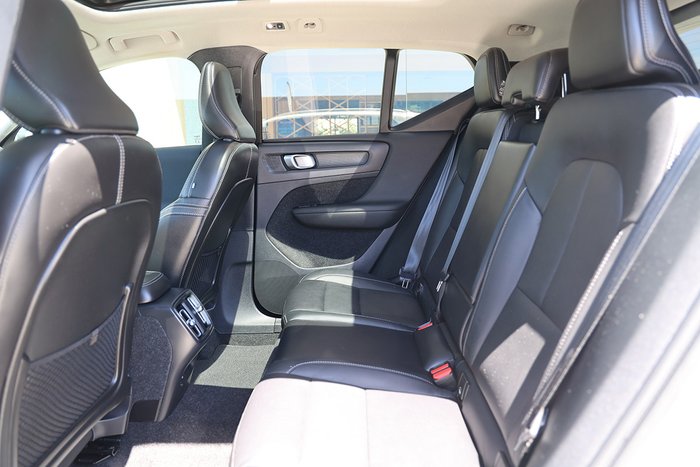 2021 Volvo XC40 T4 Inscription