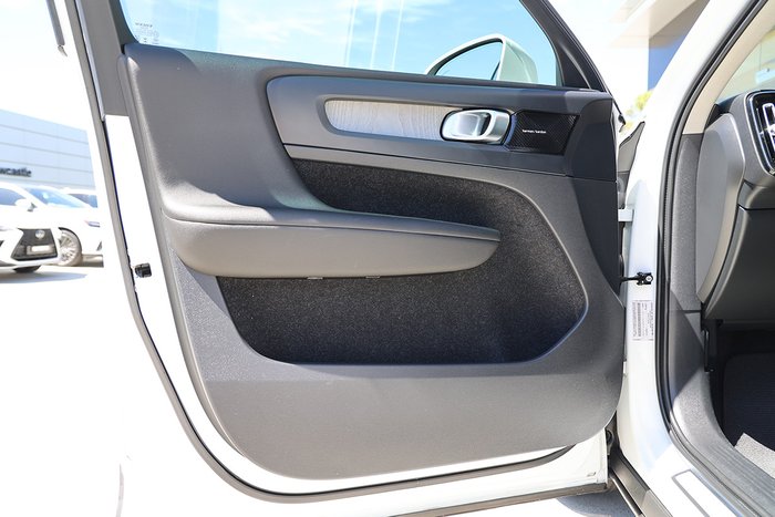 2021 Volvo XC40 T4 Inscription