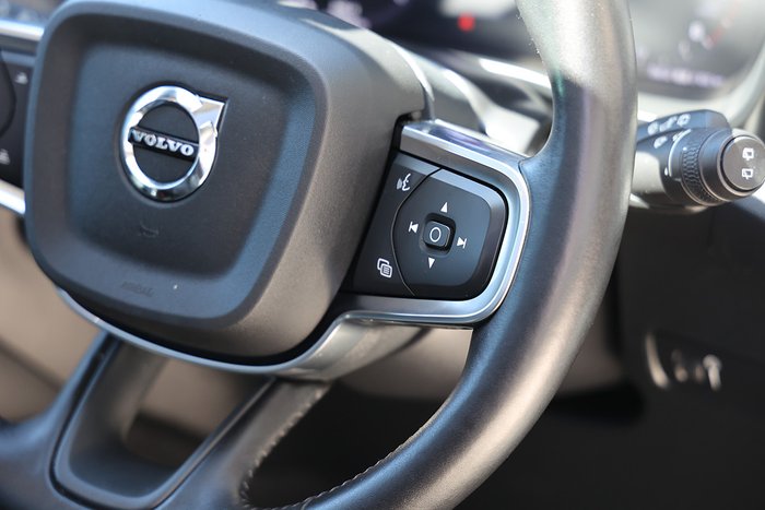 2021 Volvo XC40 T4 Inscription