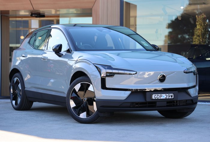 2026 Volvo EX30 Plus P5 Long Range