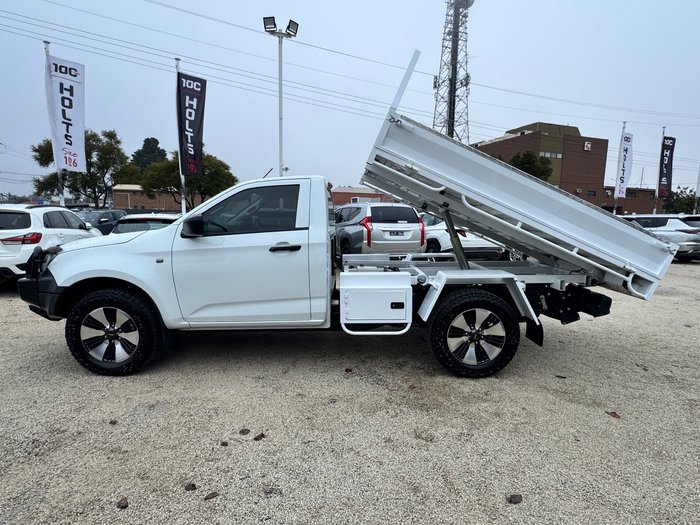 2023 ISUZU D-MAX SX