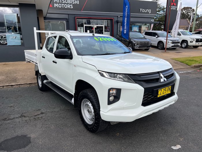 2020 MITSUBISHI TRITON GLX