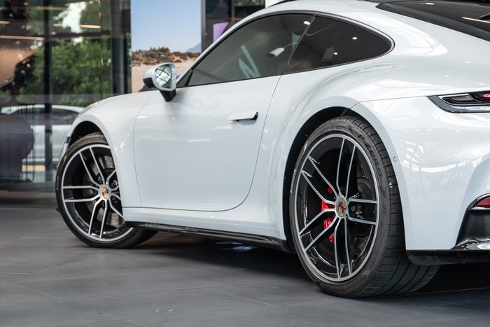 2025 Porsche 911 Carrera S