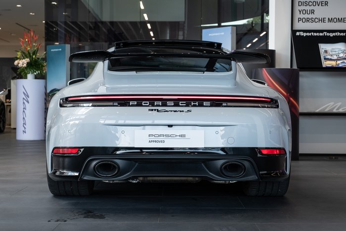 2025 Porsche 911 Carrera S