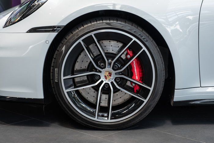 2025 Porsche 911 Carrera S