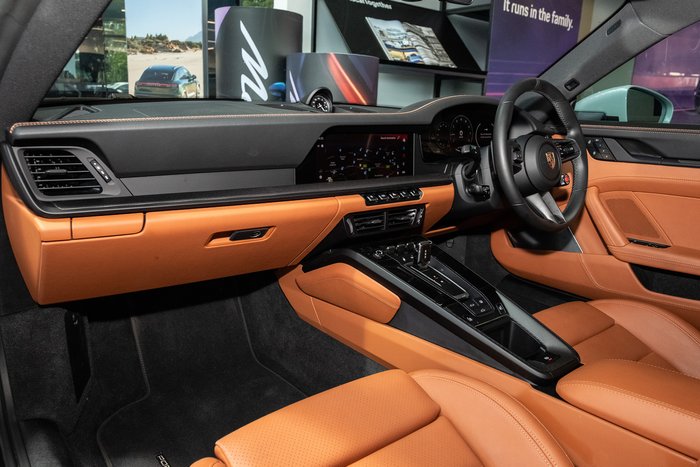 2025 Porsche 911 Carrera S