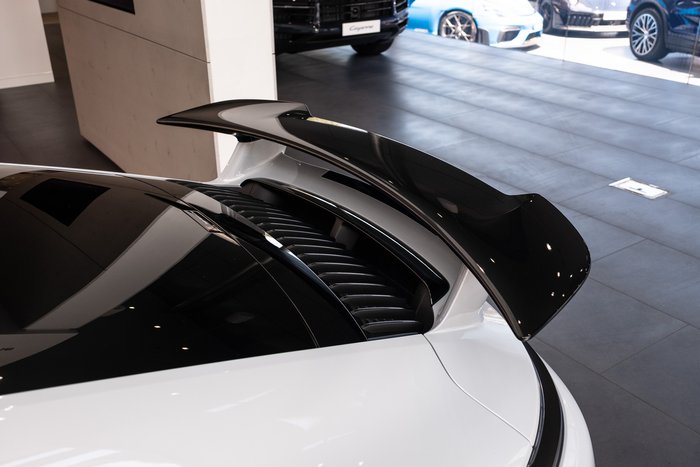 2025 Porsche 911 Carrera S