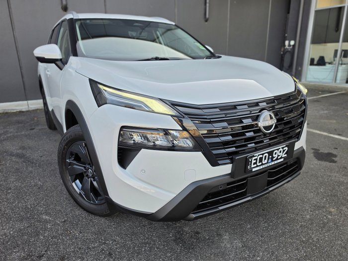 2025 NISSAN T33