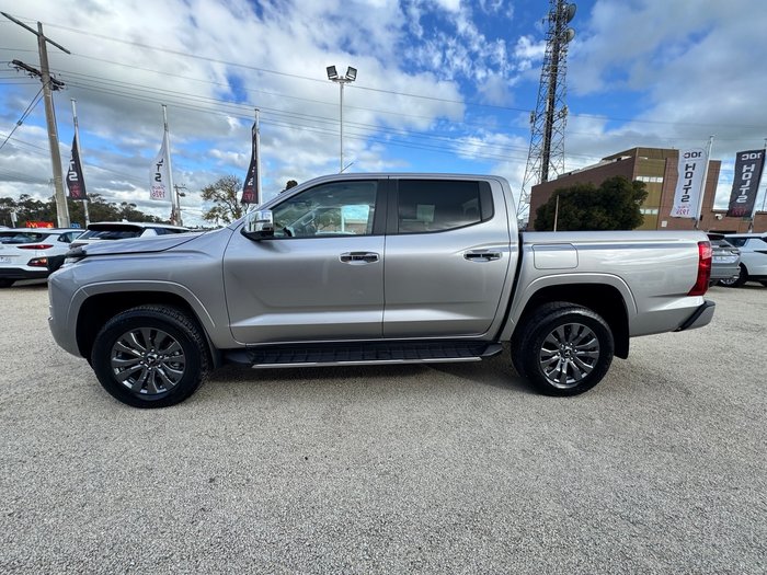 2025 MITSUBISHI Triton GLS