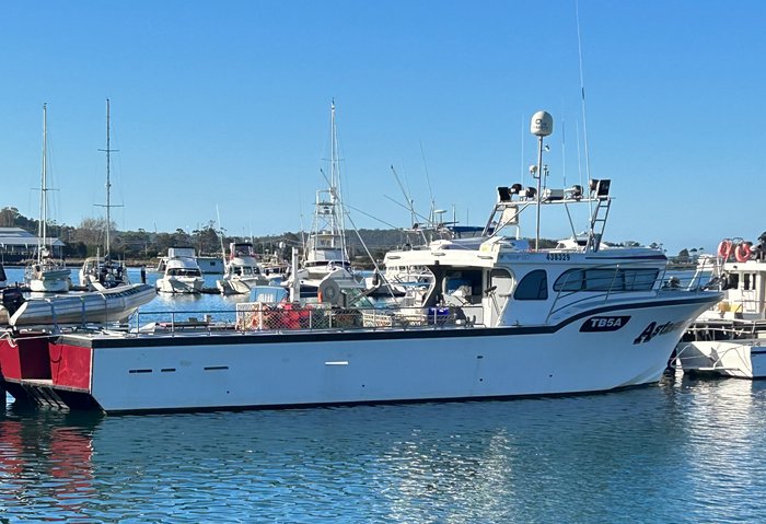 2002 COMMERCIAL Fishing Boat