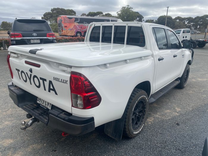 2021 Toyota Hilux