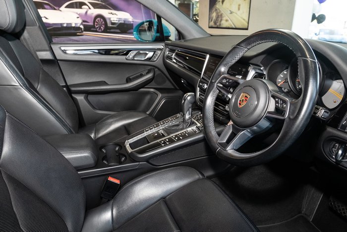 2021 Porsche Macan