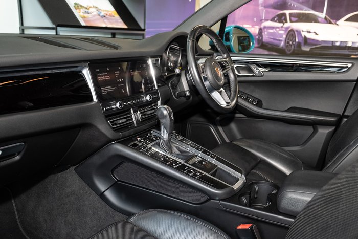 2021 Porsche Macan