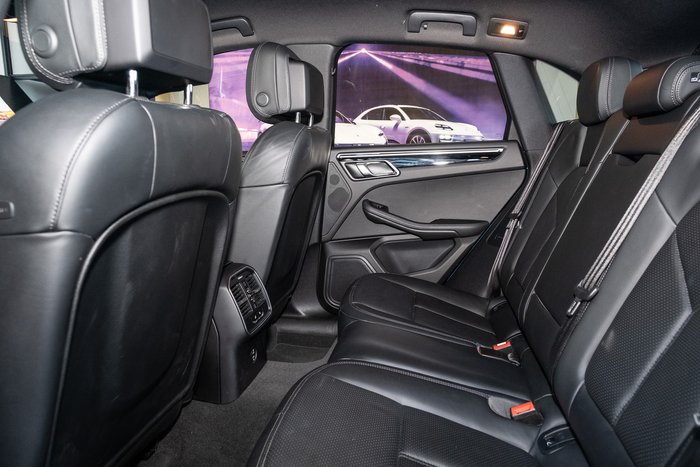 2021 Porsche Macan