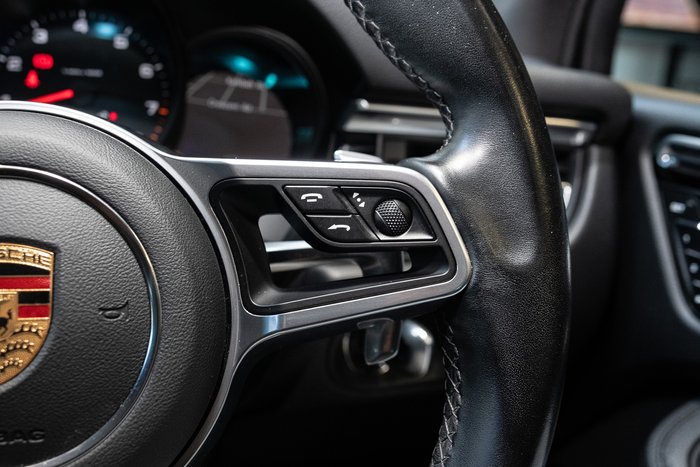 2021 Porsche Macan