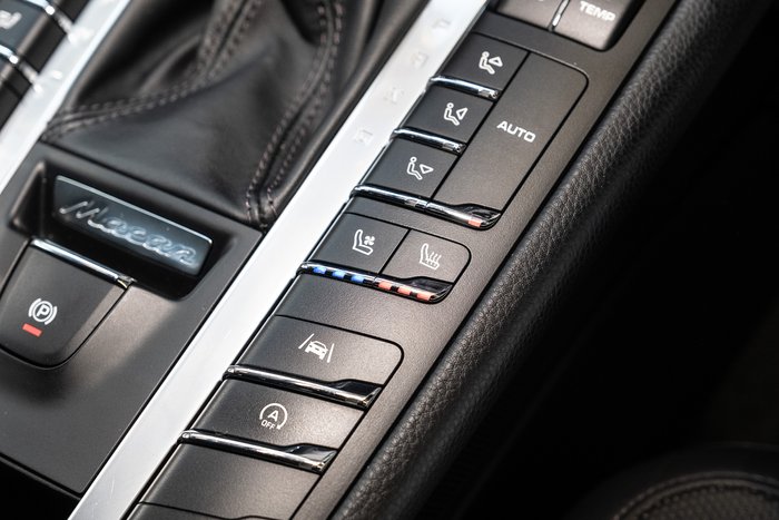 2021 Porsche Macan