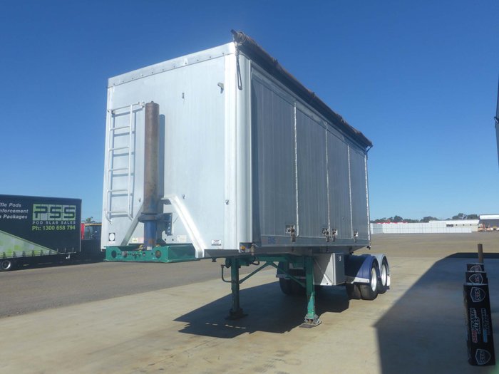 2006 Lusty Retractable Tipper Side Opening A Trailer