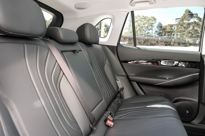 2027 Geely Starray