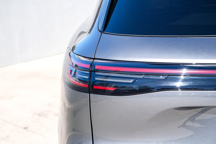 2027 Geely Starray