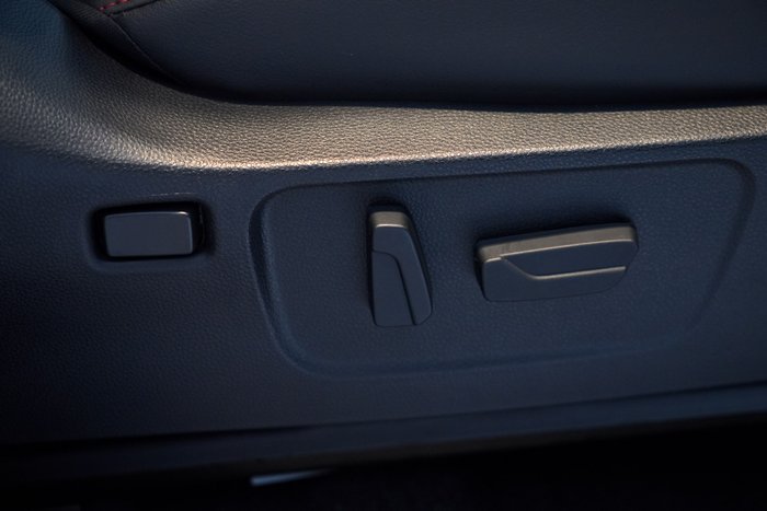 2025 Isuzu D-MAX X-TERRAIN