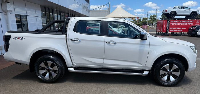 2022 ISUZU D-MAX LS-U+ (4x4)
