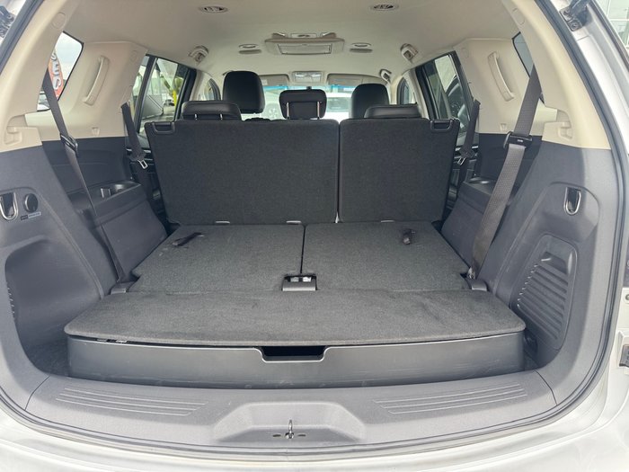 2020 Isuzu MU-X LS-T