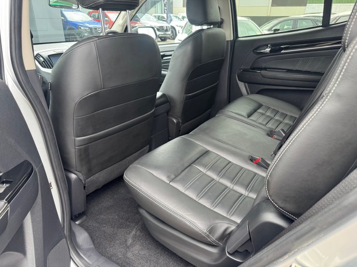 2020 Isuzu MU-X LS-T