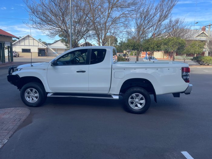 2020 Mitsubishi Triton