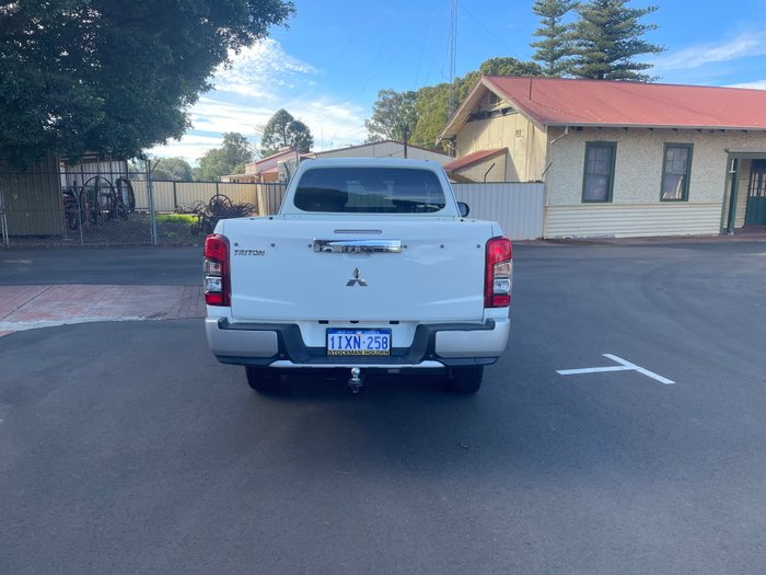 2020 Mitsubishi Triton