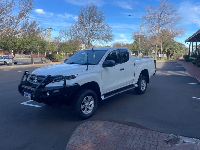 2020 Mitsubishi Triton