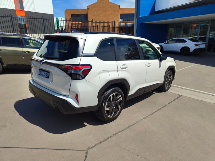 2025 Subaru Forester Touring