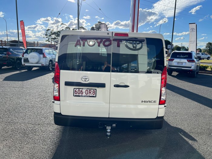 2025 Toyota Hiace Hiace Van LWB 2.8L T Diesel Automatic 9638690 006