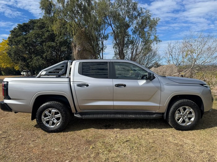 2026 NISSAN NAVARA