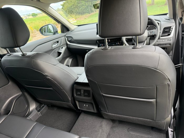 2026 NISSAN XTRAIL STL