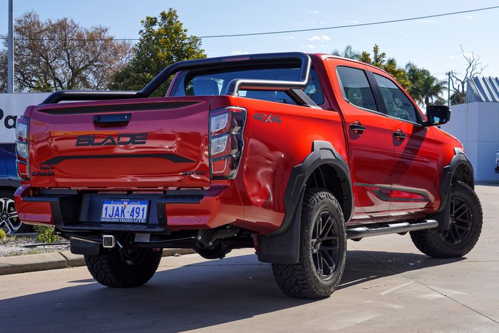 2026 Isuzu D-MAX BLADE