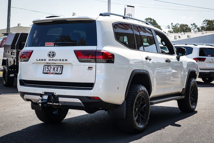 2024 Toyota LANDCRUISER GR-S