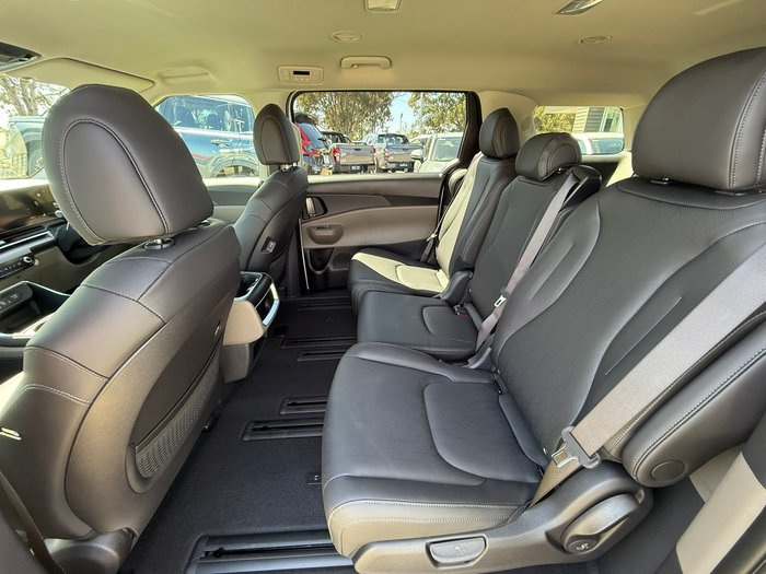 2025 Kia Carnival Sport+ HEV