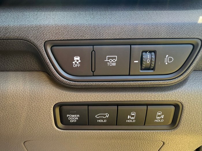 2025 Kia Carnival Sport+ HEV