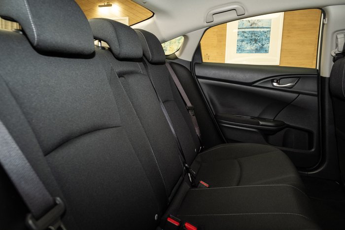 2017 HONDA CIVIC VTi-S
